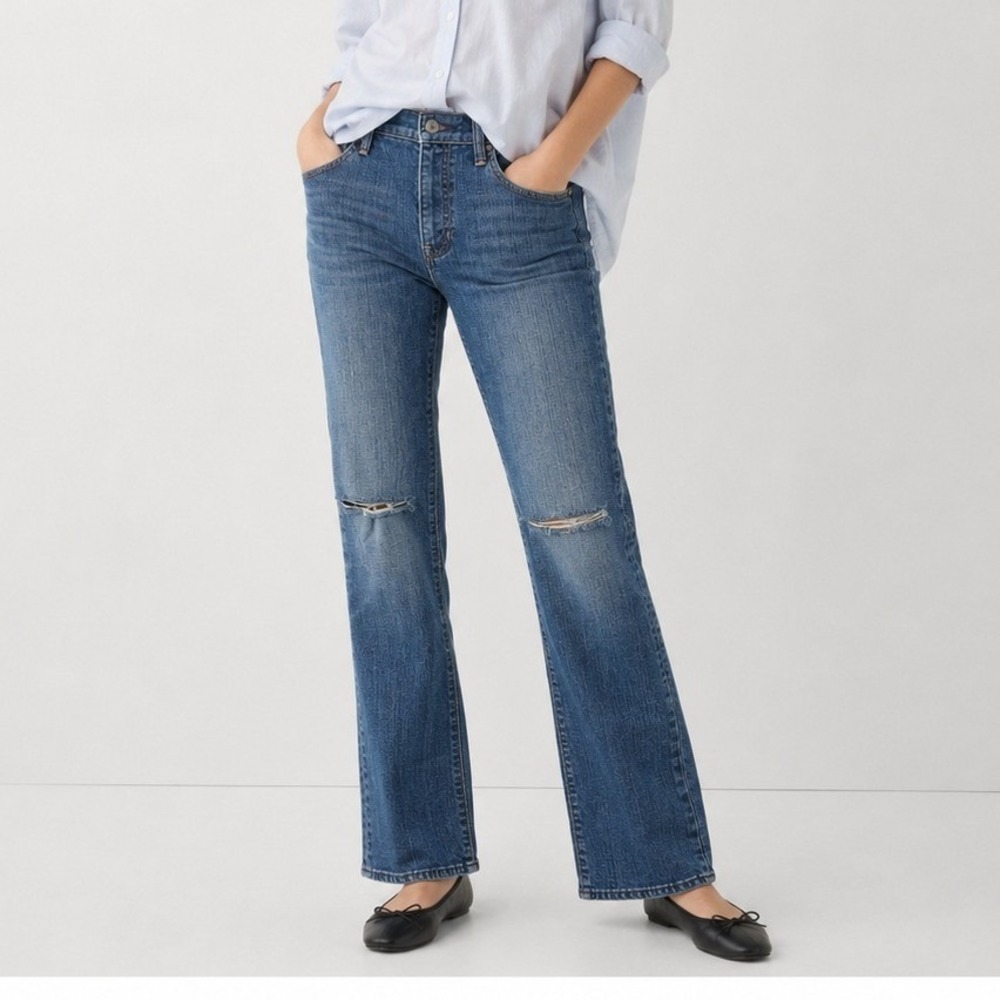 Gap Jeans Classic Straight Jeans Distressed Medium Tint Blue Denim 2L